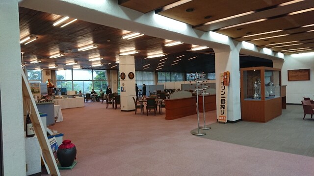 宇部72カントリークラブ万年池東コース レストラン ウベナナニカントリークラブマンネンイケヒガシコース レストラン 本由良 定食 食堂 食べログ