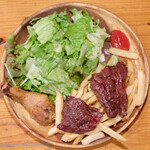 東京ブッチャーズ - 肉屋のステーキプレート 950円