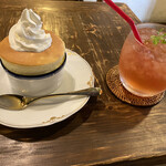 ピーチツリーカフェ - チーズスフレケーキ＆アイスハーブティー(エキナセア)