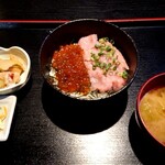 くつろぎや - ネギトロ丼 750円