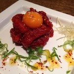 卜傳 - 桜肉のユッケ