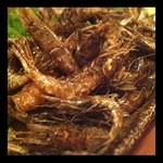 海味 はちきょう 別亭 おやじ - 砂エビの唐揚げ