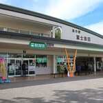 道の駅富士吉田 物産館 - 道の駅 富士吉田／外観等