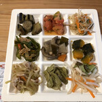 レストランさんさん - 9マス全部、野菜料理なり(*^ω^*)