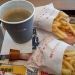 ロッテリア - ポテト付に間違ってクーポンも使用