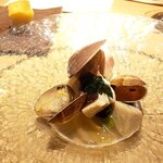 RISTORANTE IL NODO - ヴァポーレ・方々、浅利、蛤、新ワカメ　長ネギ、里芋（2020.3）