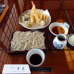そば屋 長森 - 十割そば　上天ぷら盛り合わせ（24.4.18）