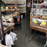 徳栄堂 - 店内　※入ってないけど