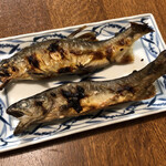 旬ものと日本酒 とみ笑 - 天然鮎の塩焼き