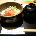 日本橋亭 神田店 - 胡麻たれ　湧別サーモン海鮮丼