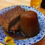 海平ラーメン - おでん(*´艸｀*)　色が濃い( ﾟｪﾟ)