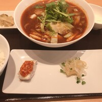 みこころ 無添加チャイナ935 - 麻辣湯麺(火鍋風辛味スープ麺）
