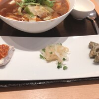 みこころ 無添加チャイナ935 - 麻辣湯麺(火鍋風辛味スープ麺）