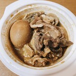 串焼き 巴 - もつ煮込み（玉子付）    400円