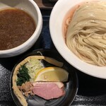 鴨出汁中華蕎麦 麺屋yoshiki - 鴨と海老の細つけ麺(醤油)