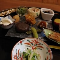 新町 和けい - 前菜は１２種