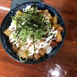 麺屋 にぼすけ - 背脂チャー丼(250円)