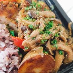 ワインカフェ イル ソフリット - ソテーされたキノコ、ポテト。