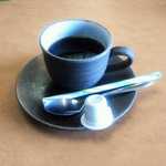 Resutoran Otaiko - 信長定食には　ワインかコーヒーが付いてきます　越前焼のカップみたいですがお店の方も分からないらしい