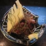 神港 - 【サービス】「まぐろのカマ煮」：生姜を効かせて、トロッと濃厚♪