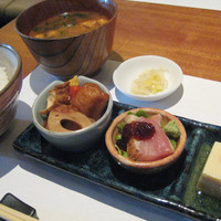 焼鳥YAMATO - ランチ＠付き出し・副菜
