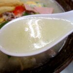 中華料理　松楽 - 白濁したとろみのあるスープ！