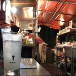 Ashiato - ☆ 屋台は、ウィルス対策で開放的なレイアウトとなっており、異国にいる様な錯覚を覚えます＾＾