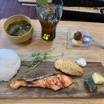 ビストロ&カフェ 北海道マルシェ - 日替わり　魚ランチ