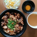 吉野家 - スタミナ超特盛丼(Aセット サラダ・味噌汁)