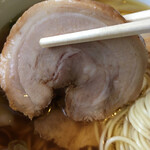 らーめん 三福 - まん丸チャーシュー