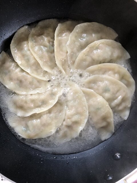 ギョーザのやえがし - 村崎野（餃子）の写真