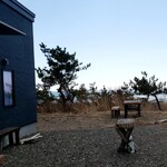 くまのフライパン - すぐ横はに広大な太平洋が