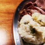 洋惣菜 亀洋 - ギリシャ風ポテトサラダ　　ワインが廻って来て〜(笑)