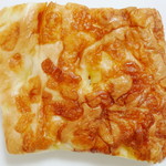 コハナベーグル - 耳パン<チーズ>（100gあたり\120、2012年4月）