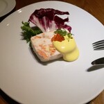 Charcoal Dining るもん - 銀鮭とホタテ貝のテリーヌ～サフランソース～　