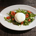 リストランテ ピッツェリア ジャンカルロ トウキョウ - ブッラータのカプレーゼ