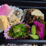 Omotenashi Ryouri Karen - 唐揚げ弁当_700円　左上のおかず