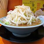 ラーメン 盛太郎 - チャーシュー麺（野菜マシマシ）840円