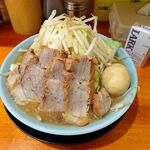 ラーメン 盛太郎 - チャーシュー麺（野菜マシマシ）840円