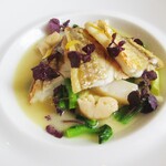 La Tourelle - 魚のメイン　旨味の凝縮されたスープ仕立て