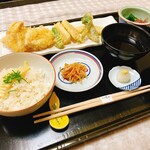 い津み - ふぐの天ぷら定食