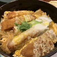 新潟名物 布のり蕎麦とおいしい酒菜 きなせや. 赤坂割烹店 - かつ丼