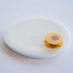 アジュール フォーティーファイブ - ランチコース 8200円 の金柑のチップス