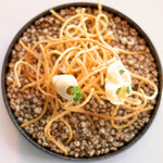 アジュール フォーティーファイブ - ランチコース 8200円 のカナッペ2種盛り