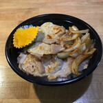夢来のや - 豚ロース生姜焼き丼　680円（税込）