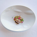 アジュール フォーティーファイブ - ランチコース 8200円 の鰤のタルト仕立て