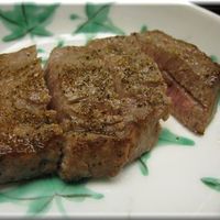 美濃吉本店 竹茂楼 - 但馬牛のステーキ