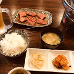 Yakiniku Ninomiya - 