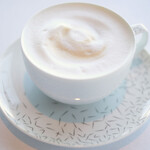 アジュール フォーティーファイブ - ランチコース 8200円 のカプチーノ