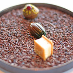 アジュール フォーティーファイブ - ランチコース 8200円 の小菓子